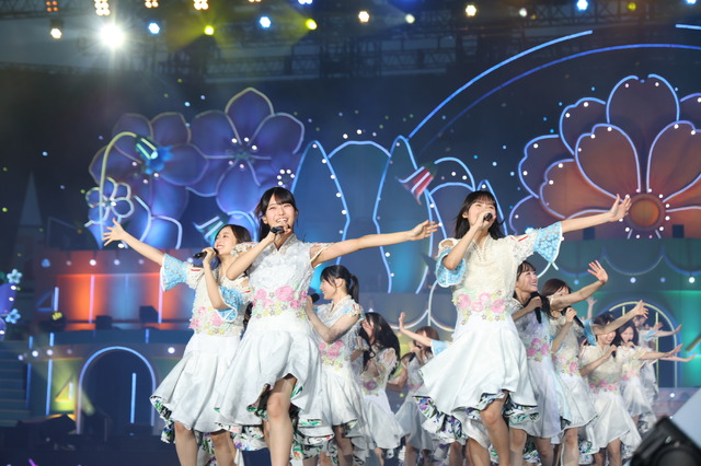 乃木坂46LLC