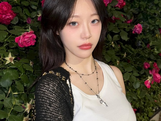 「日本のAV女優にデビュー勧められた」元韓国アイドル、透け感トップスで際立つボリューム