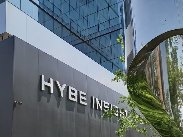 BTSの事務所HYBE、男性の平均給与は女性の3倍超　社員は女性が2倍以上なのに…数字から見えた“社内構造”