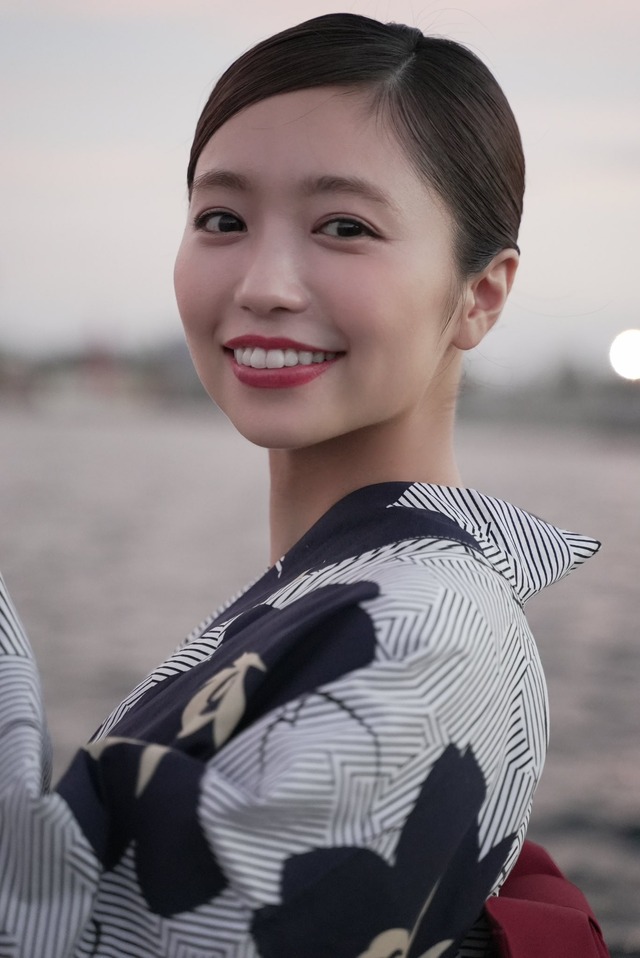 大原優乃、艶やかな浴衣姿に反響！故郷鹿児島の花火点灯式に参加！