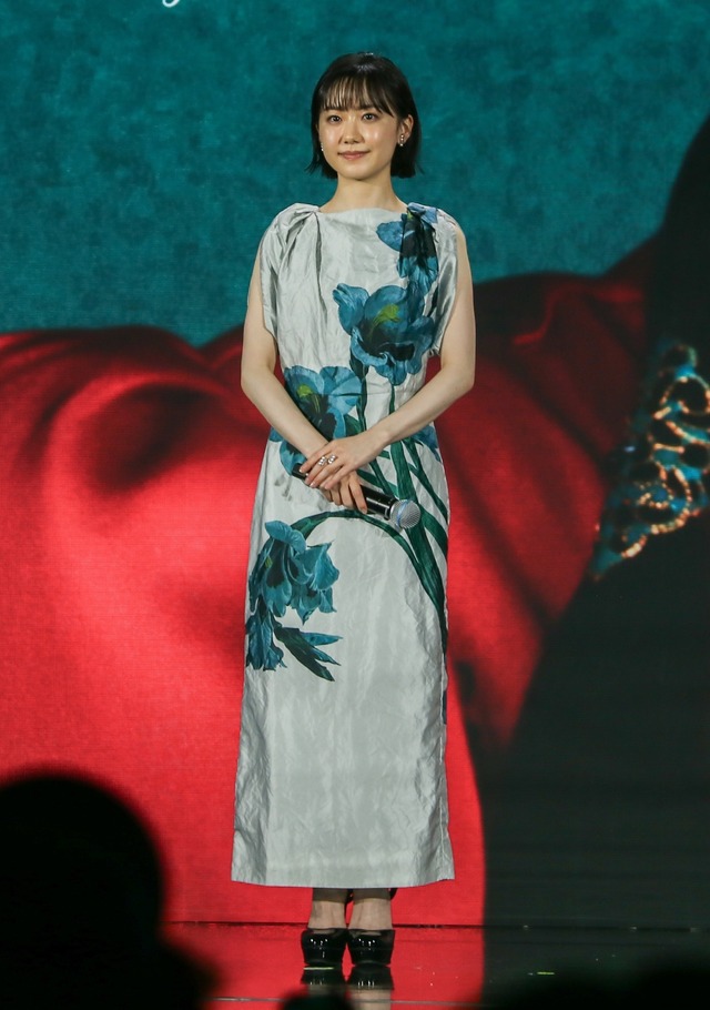 芦田愛菜【撮影：平木昌宏】