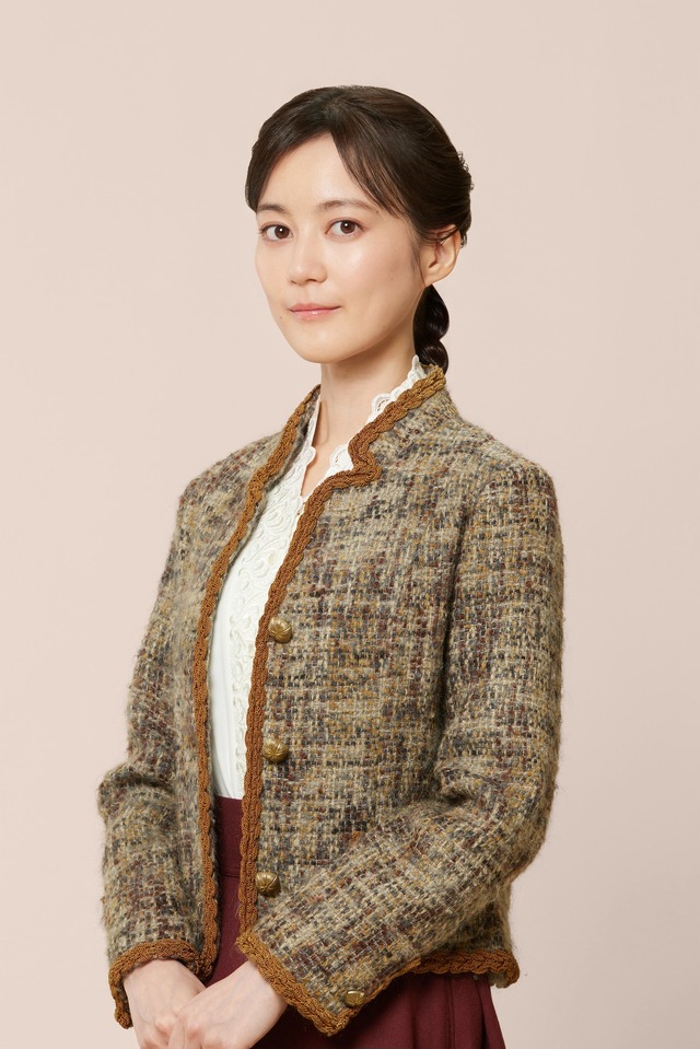 深見芙美子役の生田絵梨花　©フジテレビ