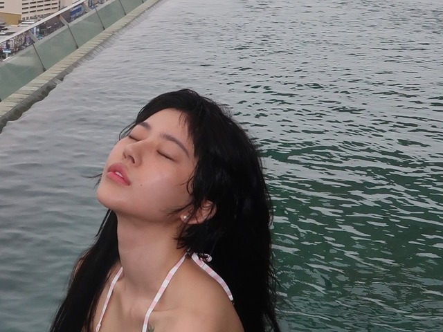 「無精子症だから」と避妊拒否→妊娠…10代で出産させられた韓国美女巫堂が艶やかなタトゥー姿公開