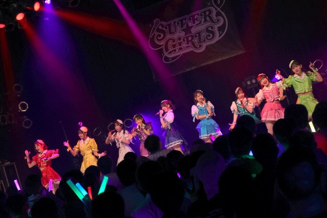 SUPER☆GiRLS（C）エイベックス