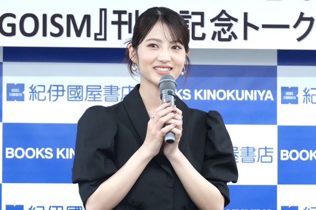 若月佑美【撮影：小宮山あきの】