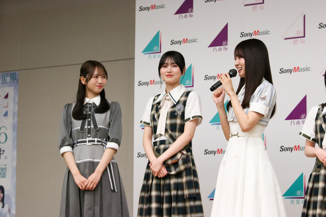 （左から）日向坂46・上村ひなの、櫻坂46・的野美青、乃木坂46・賀喜遥香【撮影：平木昌宏】