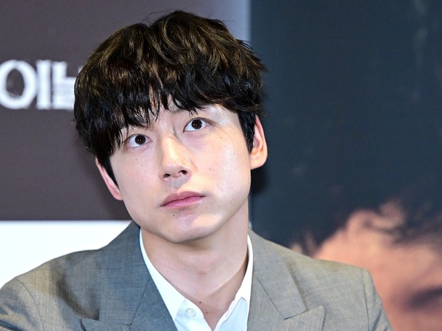 坂口健太郎、「妻が通報」報道も「暴力一切ない」声明も韓国メディアが一斉反応　注目を集めるワケ