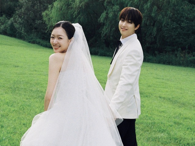 結婚発表に続き、妊娠も公表！交際4カ月でスピード婚の韓国俳優カップル「新しい命を迎える」