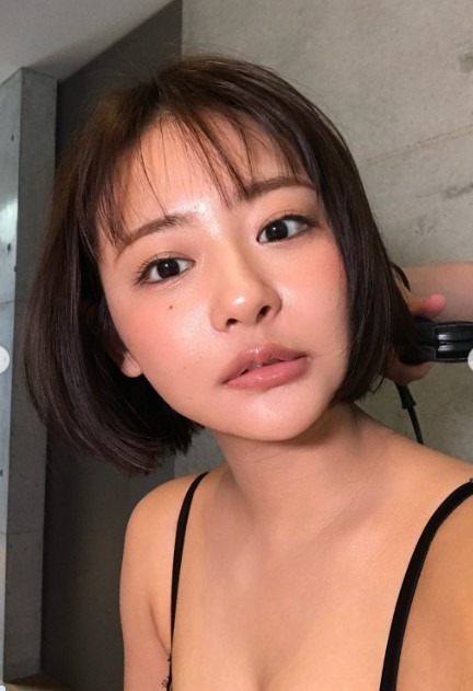 （写真はすみぽんの公式Instagramから）※所属事務所に掲載許諾をもらっています