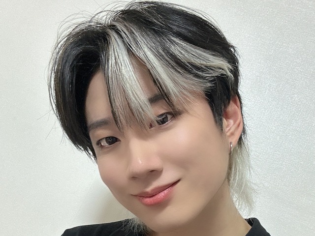 ファンの間で“マウント合戦”？ソロ活動中の元韓国アイドル、「誰か1人のためだけの公演じゃない」