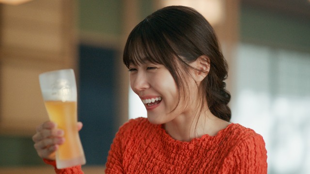 堤真一・有村架純・賀来賢人・小芝風花出演、「一番搾り」新CM公開