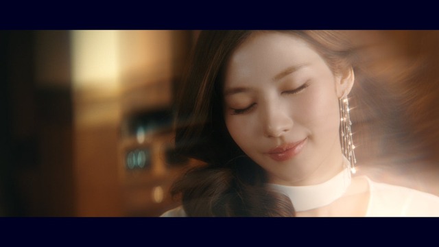 「Classy Night」を味わうSANA