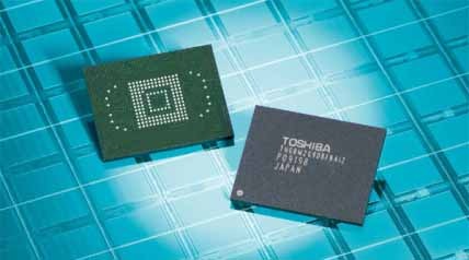 昨年12月に発表された64GBの組込み式NAND型フラッシュメモリ