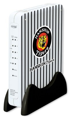 ブロードバンドルータも縞模様に。コレガの「猛虎ルータ」