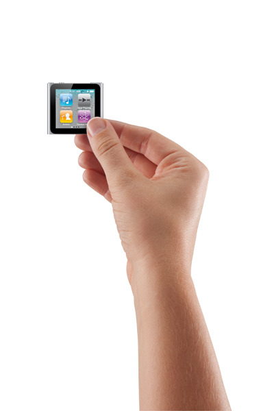 マルチタッチ画面となったiPod nano。大幅に小型・軽量化
