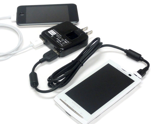 モバクルツイン for スマートフォンでのXperiaの充電イメージ（Xperiaは別売）