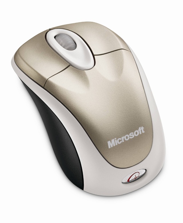 「Microsoft Wireless Notebook Optical Mouse 3000」（シャンパン ゴールド）
