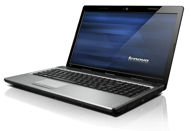 最優秀作品に贈呈するCore i5搭載のプレミアムノートPC「IdeaPad Z560」