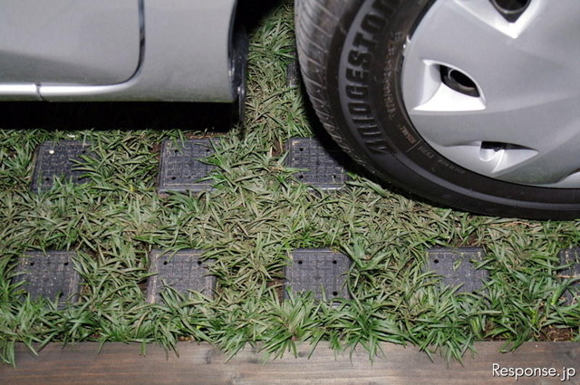 ATT10 トヨタ自動車 駐車場緑化システム