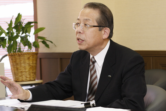ケイ・オプティコム 代表取締役社長の藤野隆雄氏