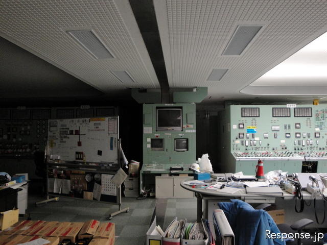 福島第一原発3号機中央制御室に隣接する4号機中央制御室 提供＝東京電力