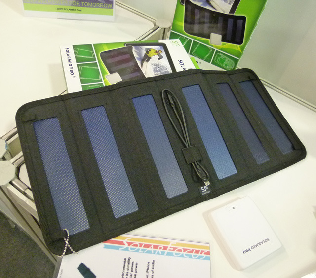 【COMPUTEX TAIPEI 2011】ebook太陽充電1