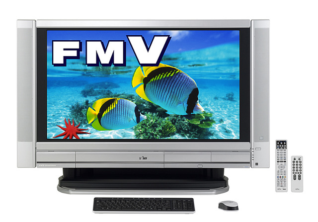 Blu-rayドライブと37型フルHD液晶採用のFMV-DESKPOWER TX95S/D