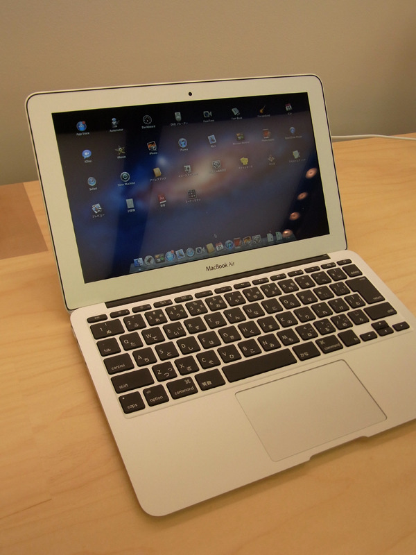 新MacBook AirはデュアルコアCore i5搭載