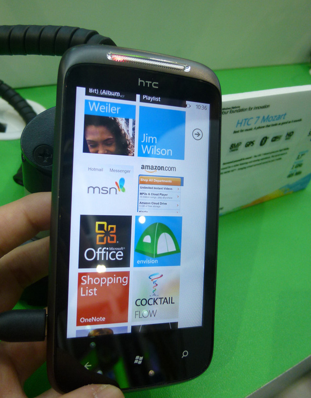 台湾HTCの「HTC 7 Mozart」
