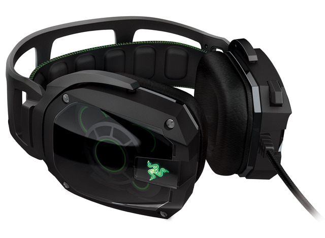 「Razer Tiamat 7.1サラウンドサウンドゲームヘッドセット」