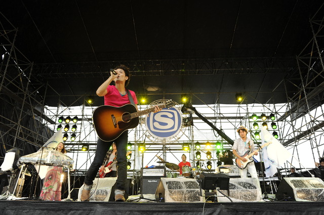 40組の国内アーティストが熱演！ SPACE SHOWER SWEET LOVE SHOWER 2011 