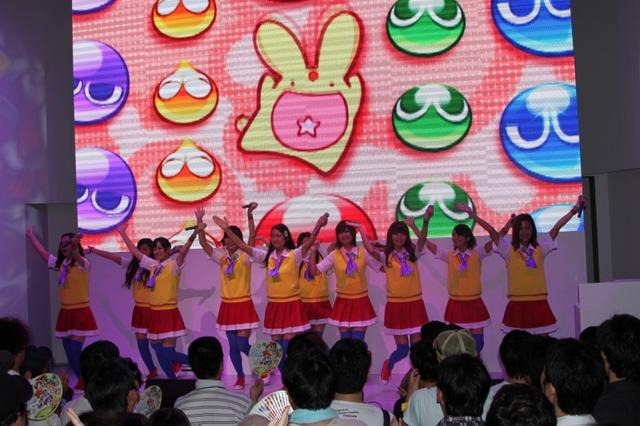 【TGS 2011】ぷよぷよアイドリング！！！が熱唱、その様子をフォトレポート  