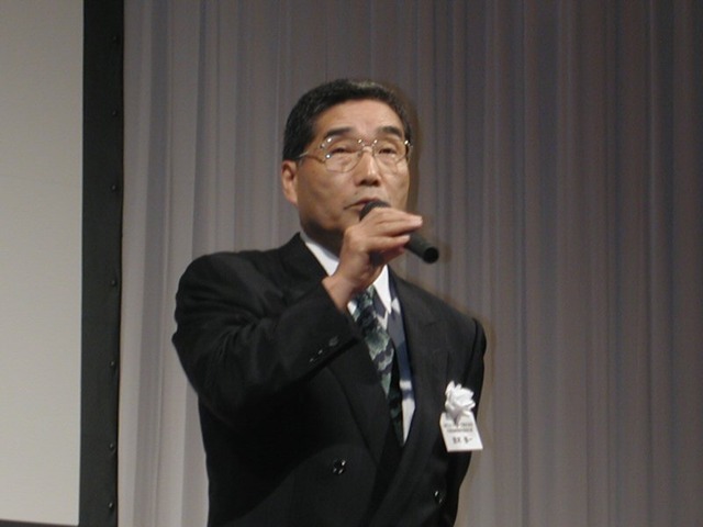 代表取締役執行役員社長の鈴木俊一氏