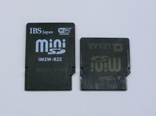 miniSD型無線LANアダプタ、アイ・ビー・エス・ジャパンの「IMSW-822」