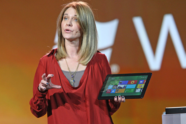 CES 2012キーノート（マイクロソフト）WindowsチーフマーケティングオフィサTami Reller氏