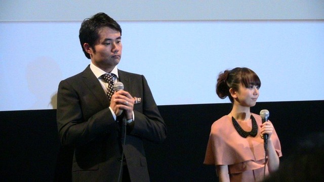 【フォトレポート】福田萌と杉村太蔵がメロン熊に噛みつかれる？……ゆうばり国際映画祭記者発表会