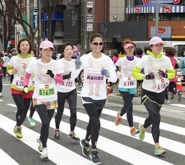 タレントの長谷川理恵さんも参加