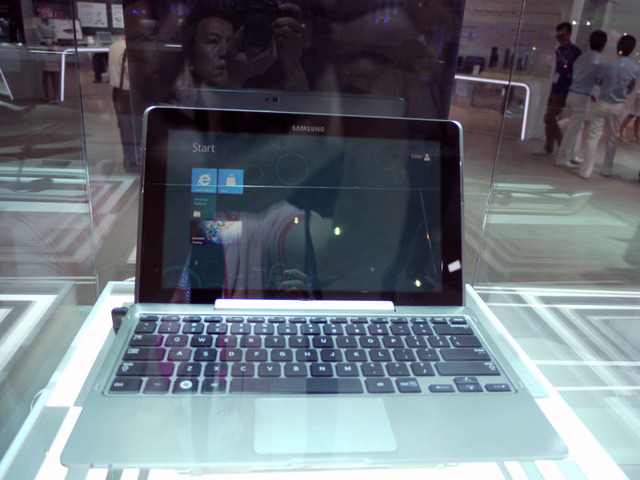「Series 5 Hybrid PC」