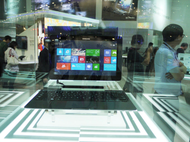 「Series 5 Hybrid PC」