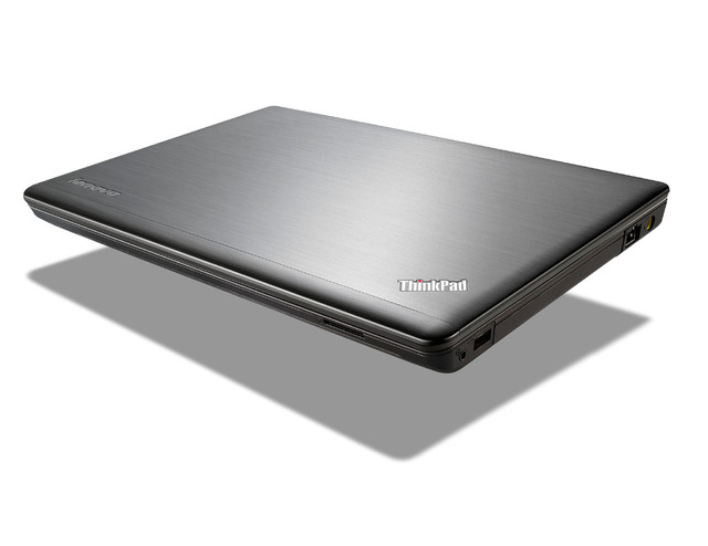 「ThinkPad Edge E435」アルミ・ブラック（光沢なし）