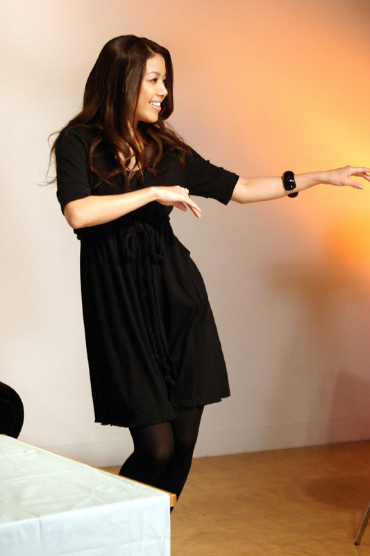 　23日夜、「Yahoo!ライブトーク」は、2005年5月17日の第1回の配信から数え200回を迎えた。この記念すべき日のゲストは、アーティストとしても女優としても大活躍中の伊藤由奈だ。
