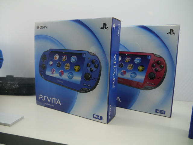 【TGS 2012】ソニーブースに話題の新型PS3や新カラーPSVitaが展示