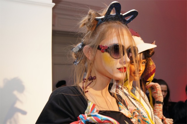 Vivienne Westwoodがスペシャルイベント開催！ドコモとコラボした限定スマホを披露