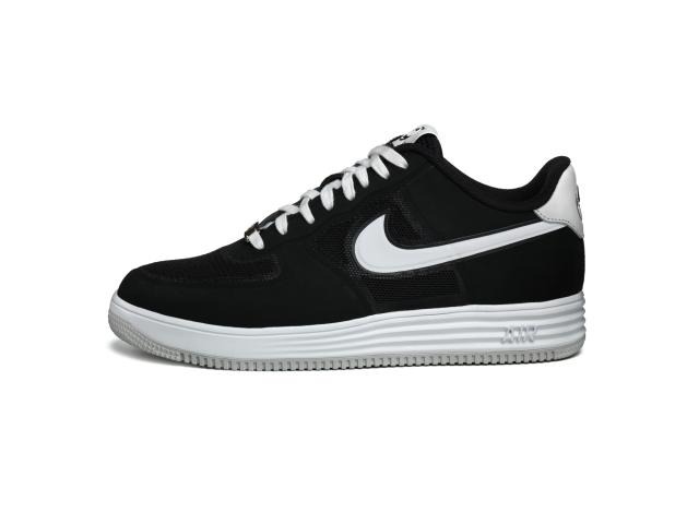 NIKE x BE@RBRICK LUNAR FORCE 11万4,700円