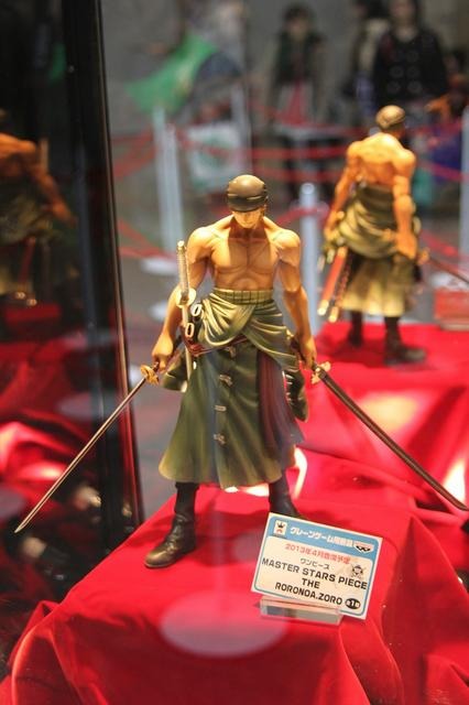 【ジャンプフェスタ2013】悟空がかっこよすぎる・・・。フィギュアの展示もゲームに負けない盛り上がり