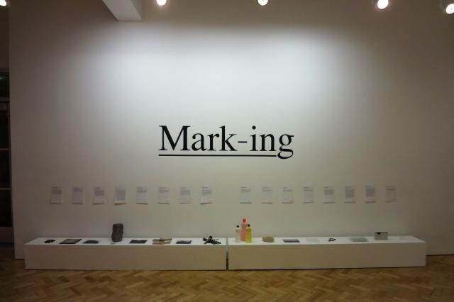 日英デザイン企画展「Mark-ing」展示風景