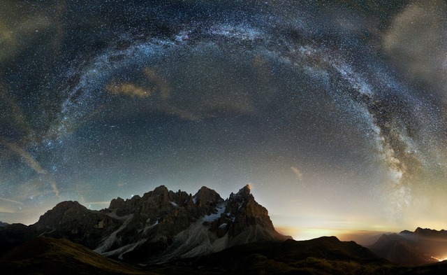 Edoardo Brotto, Italy, Shortlist, Low Light, Open Competition, Sony World Photography Awards 2012