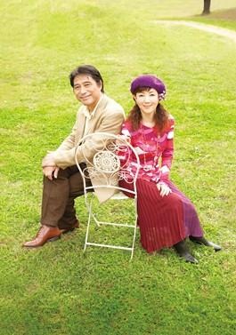 「八月のラブソング」（左）加藤健一（右）戸田恵子さん　撮影：石川純