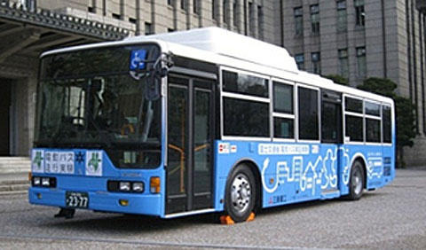 東京R＆D 三菱ふそうエアロスターハイブリッド改造大型電気バス（参考画像）