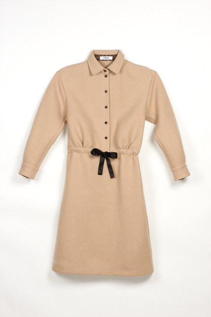ギャビー・アギョンによる60年プレフォールコレクションのドレス